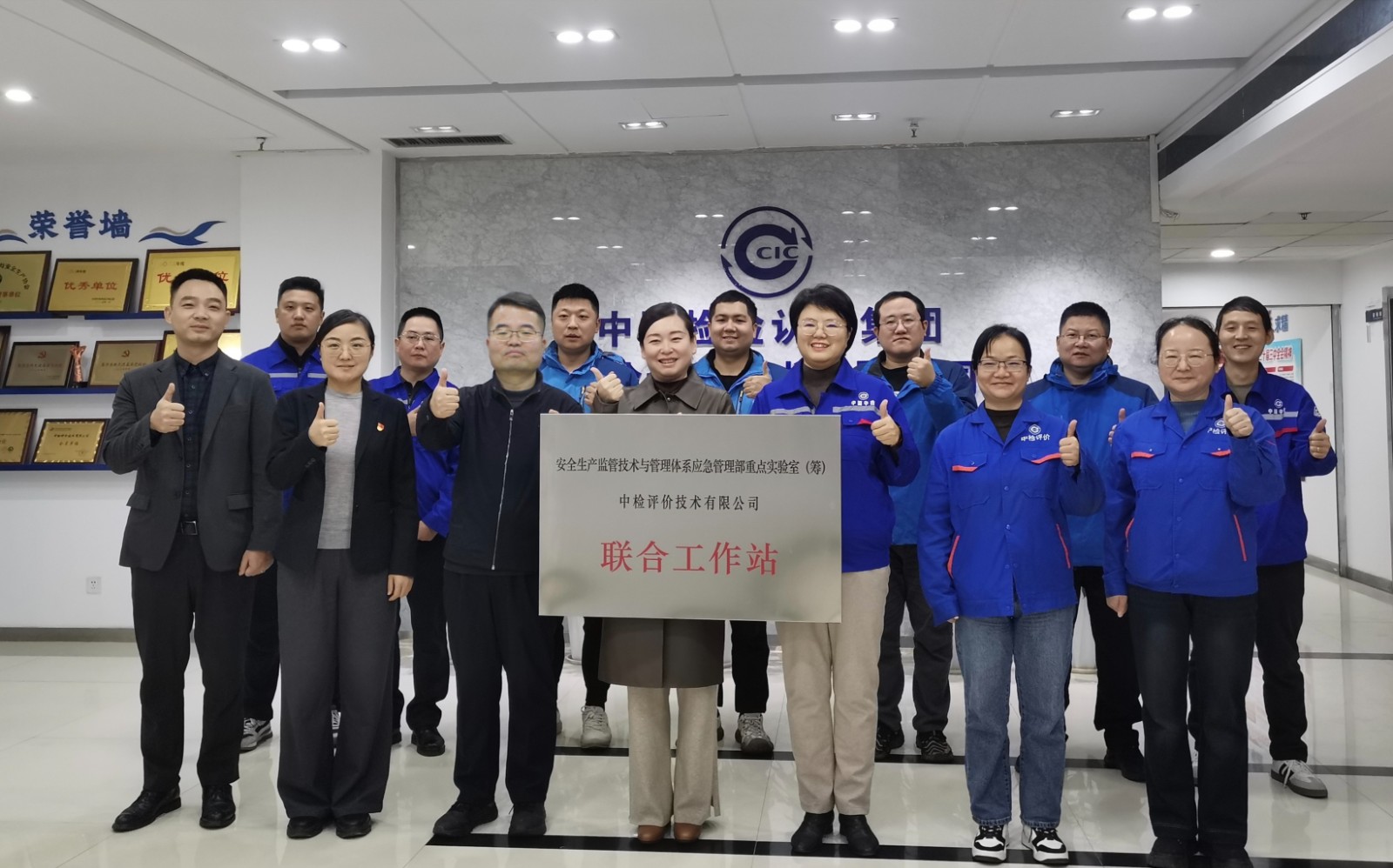 1761557721958877.jpg 1761557721958877.jpg